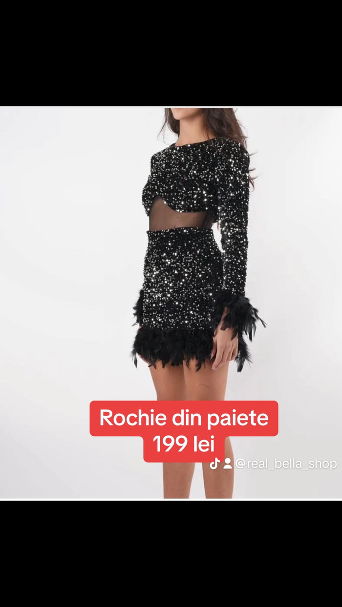 Rochie paiete